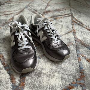 New Balance Women's 574 Sneaker, excellent condition, real leather, 7,5